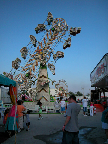 rides at the Pennsylvania State Fair (This photograph is © 2005 by James G. Mundie; reproduction without express permission is prohibited.)